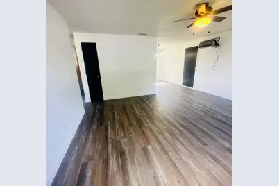 71 Tracy Avenue #71 & 73, Eagle Point, OR 97524 - Photo 3