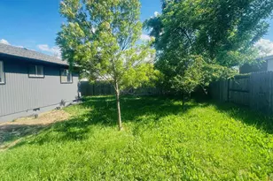 71 Tracy Ave, Eagle Point, OR 97524 - Photo 11