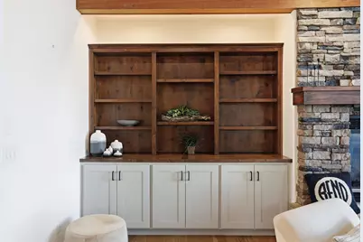 3374 NW Windwood Way, Bend, OR 97703 - Photo 11