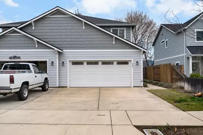 679 Kaitlin Lane, Medford, OR 97501 - Photo 1