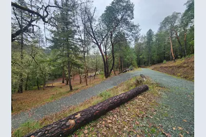 11238 E Evans Creek Road, Rogue River, OR 97537 - Photo 25