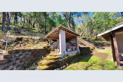 11238 E Evans Creek Road, Rogue River, OR 97537 - Photo 11