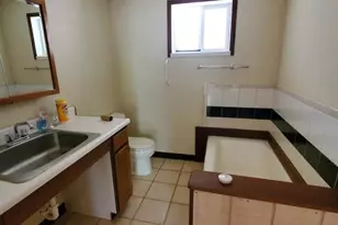 11238 E Evans Creek Rd, Rogue River, OR 97537 - Photo 7