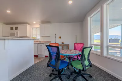 2600 Stearns Way #SPC 22A, Medford, OR 97501 - Photo 5