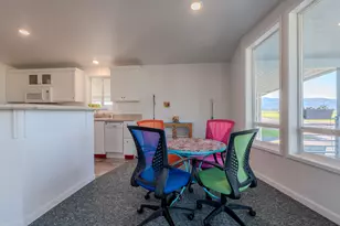 2600 Stearns Way, Medford, OR 97501 - Photo 5