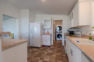 2600 Stearns Way, Medford, OR 97501 - Photo 9