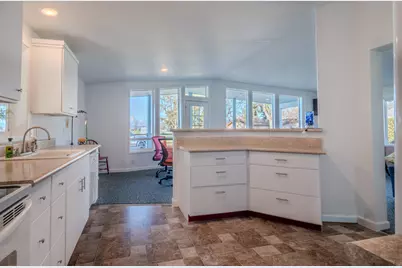 2600 Stearns Way #SPC 22A, Medford, OR 97501 - Photo 7