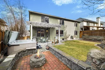 512 NW Flagline Drive, Bend, OR 97703 - Photo 3