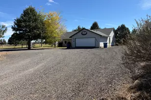 67070 Paradise Alley, Bend, OR 97703 - Photo 45