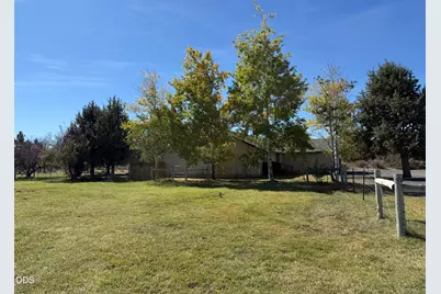 67070 Paradise Alley, Bend, OR 97703 - Photo 3