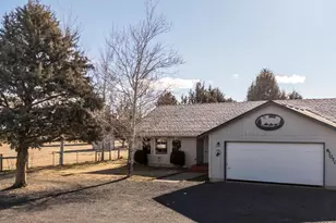 67070 Paradise Alley, Bend, OR 97703 - Photo 1