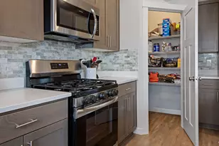 63249 Peale St, Bend, OR 97701 - Photo 5