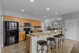 1394 NE Ochoco Ave, Prineville, OR 97754 - Photo 7