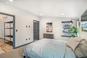 18 SW Roosevelt Ave, Bend, OR 97702 - Photo 21