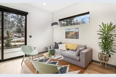 18 SW Roosevelt Avenue #4, Bend, OR 97702 - Photo 7