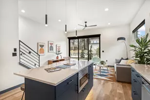 18 SW Roosevelt Ave, Bend, OR 97702 - Photo 3