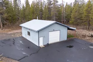 1406 Cir Bar Dr, La Pine, OR 97739 - Photo 39