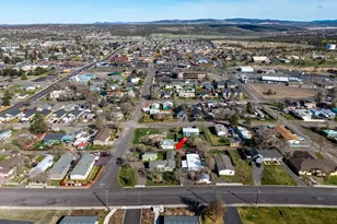 811 SW Madison St, Madras, OR 97741 - Photo 45