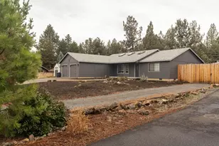 61325 King Josiah Pl, Bend, OR 97702 - Photo 5