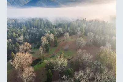 4401 Fish Hatchery Road, Grants Pass, OR 97527 - Photo 9
