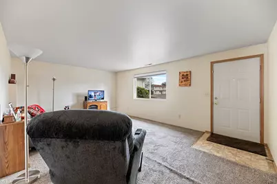 331 N 8th Street, Central Point, OR 97502 - Photo 15