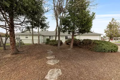 731 Maple Street, Central Point, OR 97502 - Photo 27