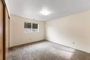 731 Maple St, Central Point, OR 97502 - Photo 9
