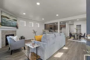 3422 NW 7th St, Redmond, OR 97756 - Photo 1