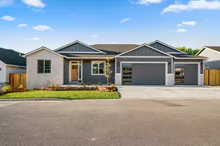 3153 Monaco Ct, Medford, OR 97504 - Photo 1