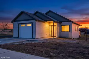 518 SW 6th St, Metolius, OR 97741 - Photo 1