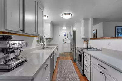 60140 Agate Road, Bend, OR 97702 - Photo 11