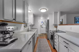 60140 Agate Rd, Bend, OR 97702 - Photo 11