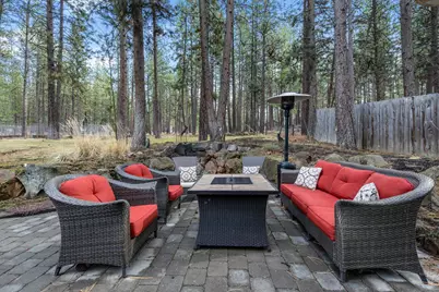 60140 Agate Road, Bend, OR 97702 - Photo 21