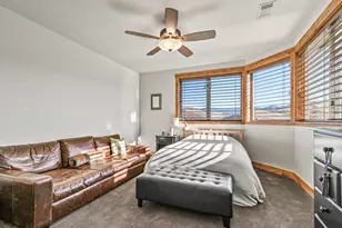 551 Sutton Pl, Ashland, OR 97520 - Photo 21