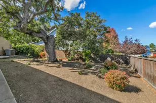 551 Sutton Pl, Ashland, OR 97520 - Photo 39