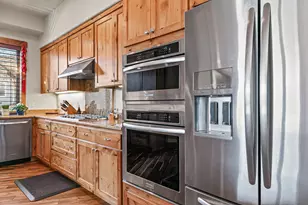 551 Sutton Pl, Ashland, OR 97520 - Photo 11