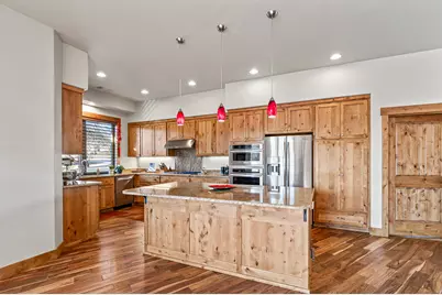 551 Sutton Place, Ashland, OR 97520 - Photo 7