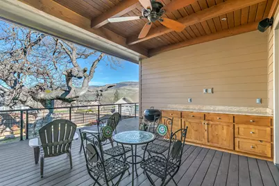 551 Sutton Place, Ashland, OR 97520 - Photo 33