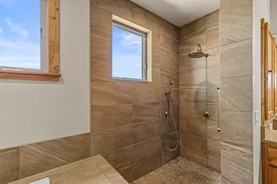 551 Sutton Place, Ashland, OR 97520 - Photo 17