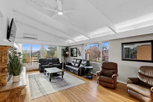 1305 NE Roseana Dr, Grants Pass, OR 97526 - Photo 7