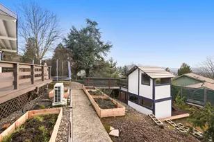 1305 NE Roseana Dr, Grants Pass, OR 97526 - Photo 37