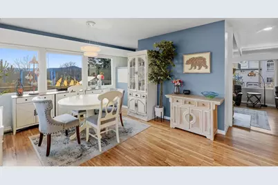 1305 NE Roseana Drive, Grants Pass, OR 97526 - Photo 11