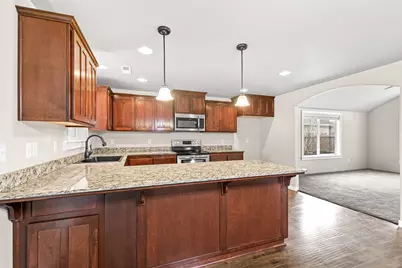 3288 Grant Road, Central Point, OR 97502 - Photo 9