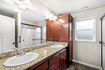 3288 Grant Road, Central Point, OR 97502 - Photo 13