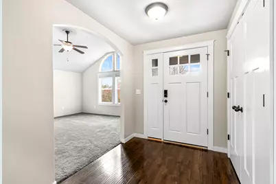 3288 Grant Road, Central Point, OR 97502 - Photo 3