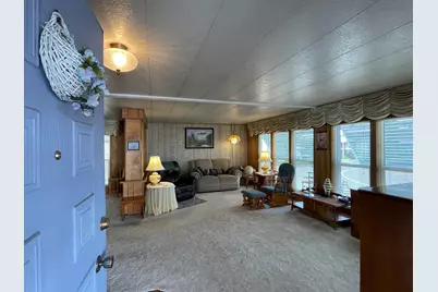 301 Freeman Road #UNIT 91, Central Point, OR 97502 - Photo 9