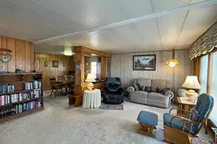 301 Freeman Rd, Central Point, OR 97502 - Photo 11