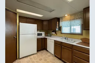 301 Freeman Road #UNIT 91, Central Point, OR 97502 - Photo 17