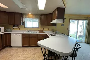 301 Freeman Rd, Central Point, OR 97502 - Photo 15