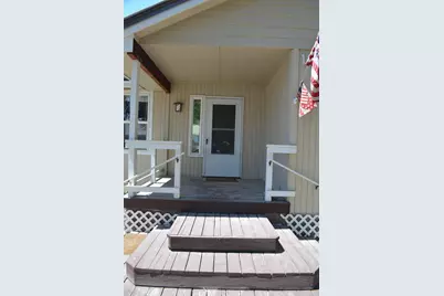 137008 Main Street, Crescent, OR 97733 - Photo 3